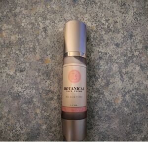 Botanic Spa Wrinkleracer face cream 1.7oz Pump Lotion Moisurizer 925cb10